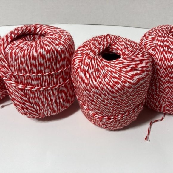 12 Aunt Lydia's Baker's Cotton Crochet Thread Red - Picture 4 of 13